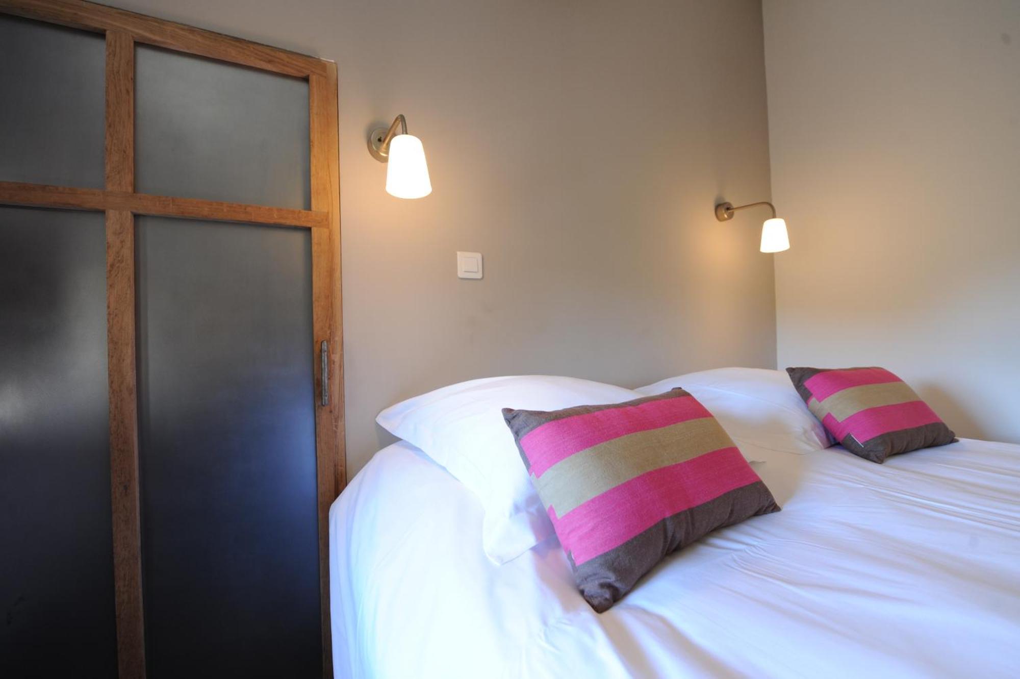 Logis Hotel Chateau De Palaja Bilik gambar